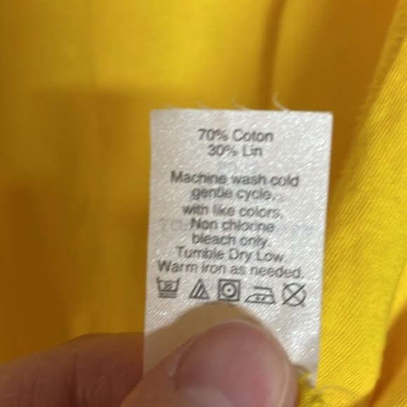 J. Crew Size S Yellow Razor Back Tank Top With Cute Little Pocket And Raw Hem - Picture 7 of 9